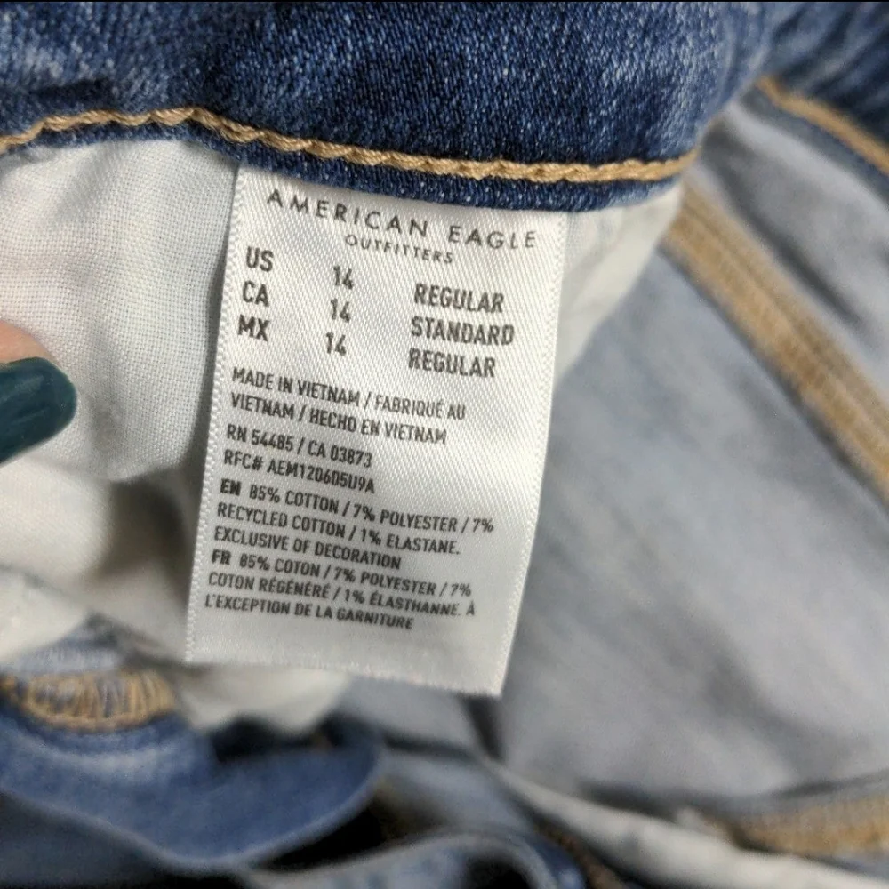 SOLD American Eagle Super High Waist Ripped Flare Jeans sz 14 - Picture 6 of 8